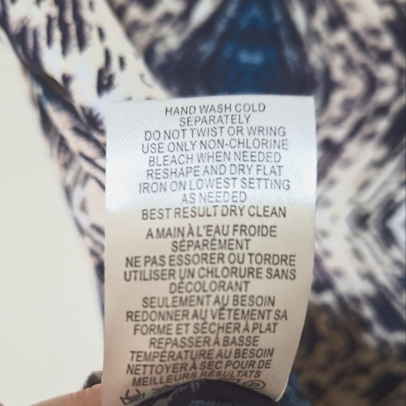 NWT Olive & Oak Medium plum combo sleeveless v-neck cross over draped hem hi-low - Picture 6 of 6